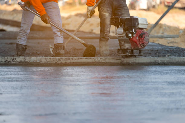 Best Concrete Sidewalk Installation  in Park Falls, WI